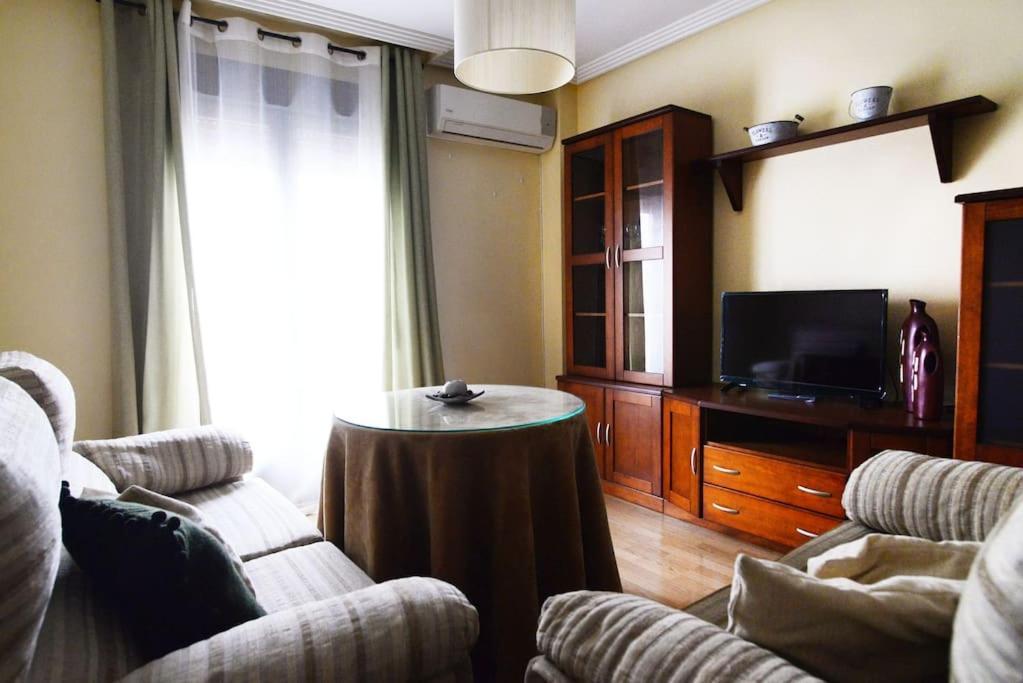 Vivienda Con Fines Turisticos Baeza Monumental Centro Lägenhet Exteriör bild
